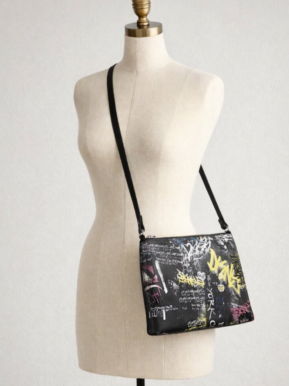 Graffiti “New York City” Crossbody Bag – Urban Street Style
